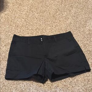 GAP Women's Black Cargo Shorts